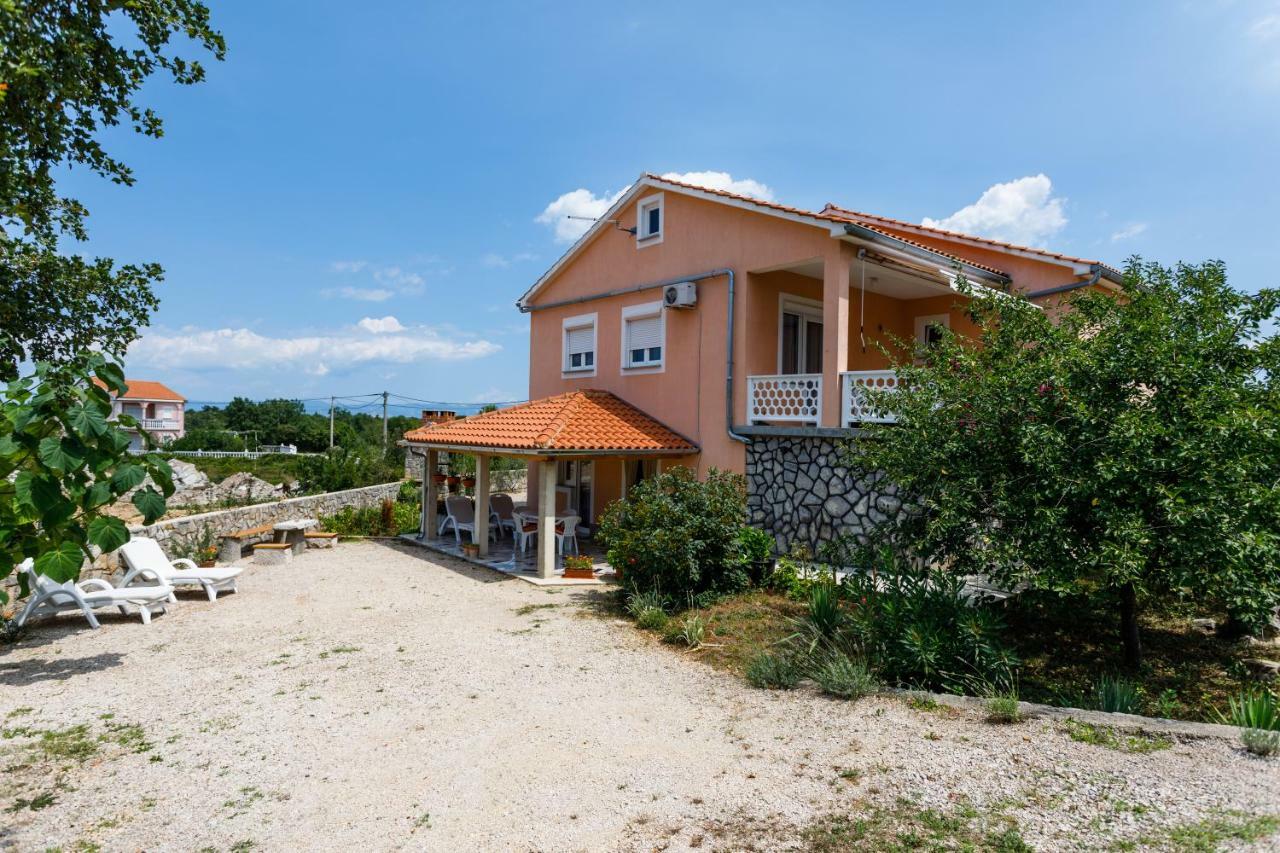 Apartman Dobrila Vrh  Екстер'єр фото