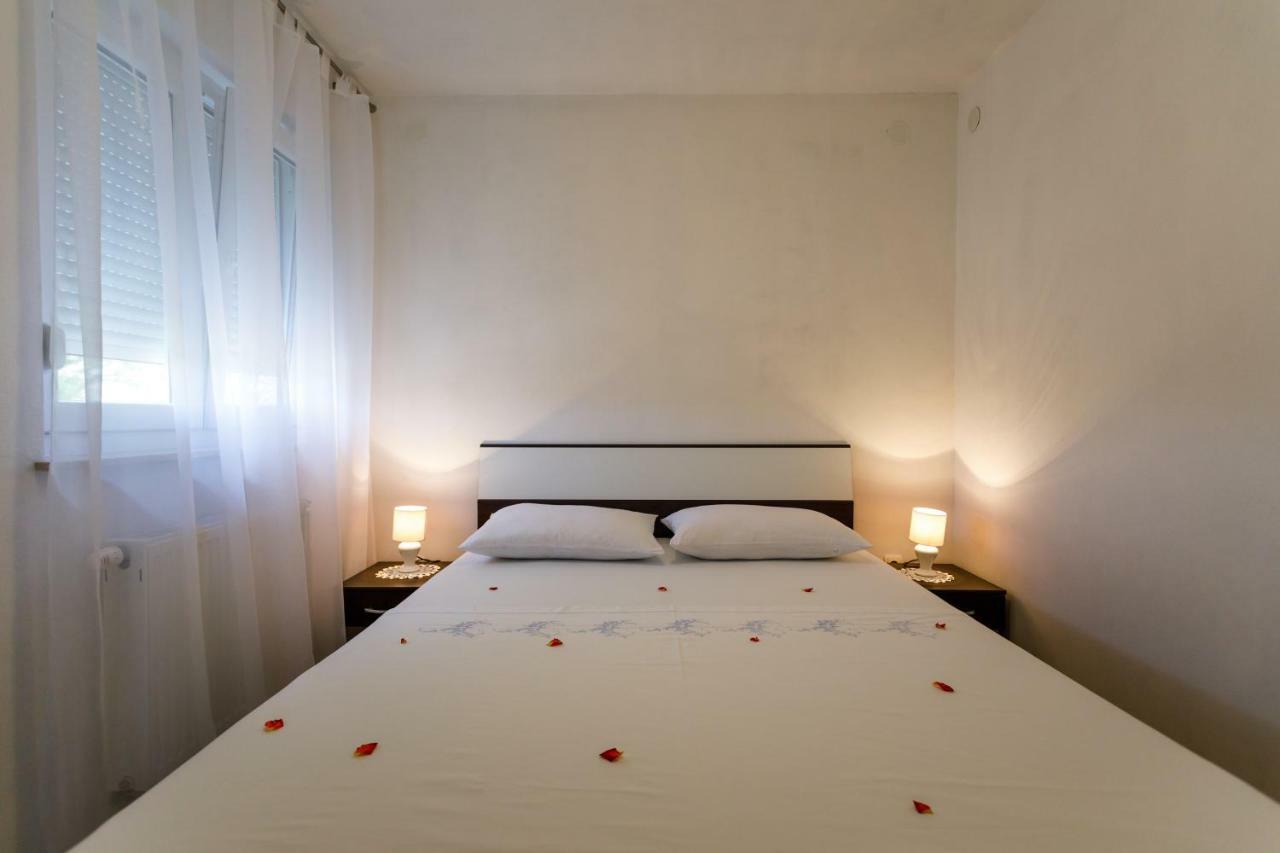 Apartman Dobrila Vrh  Екстер'єр фото